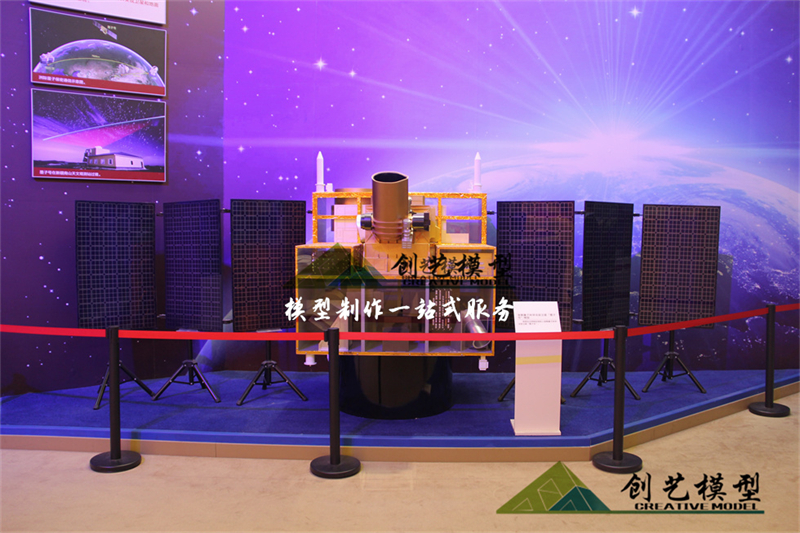 墨子號衛星剖面結構模型